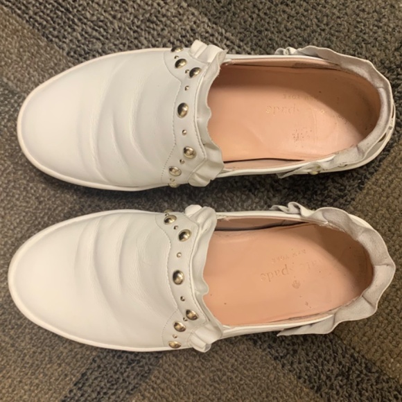 Kate Spade Ruffles and Studs White Leather Shoes (Size 5) - Picture 2 of 5